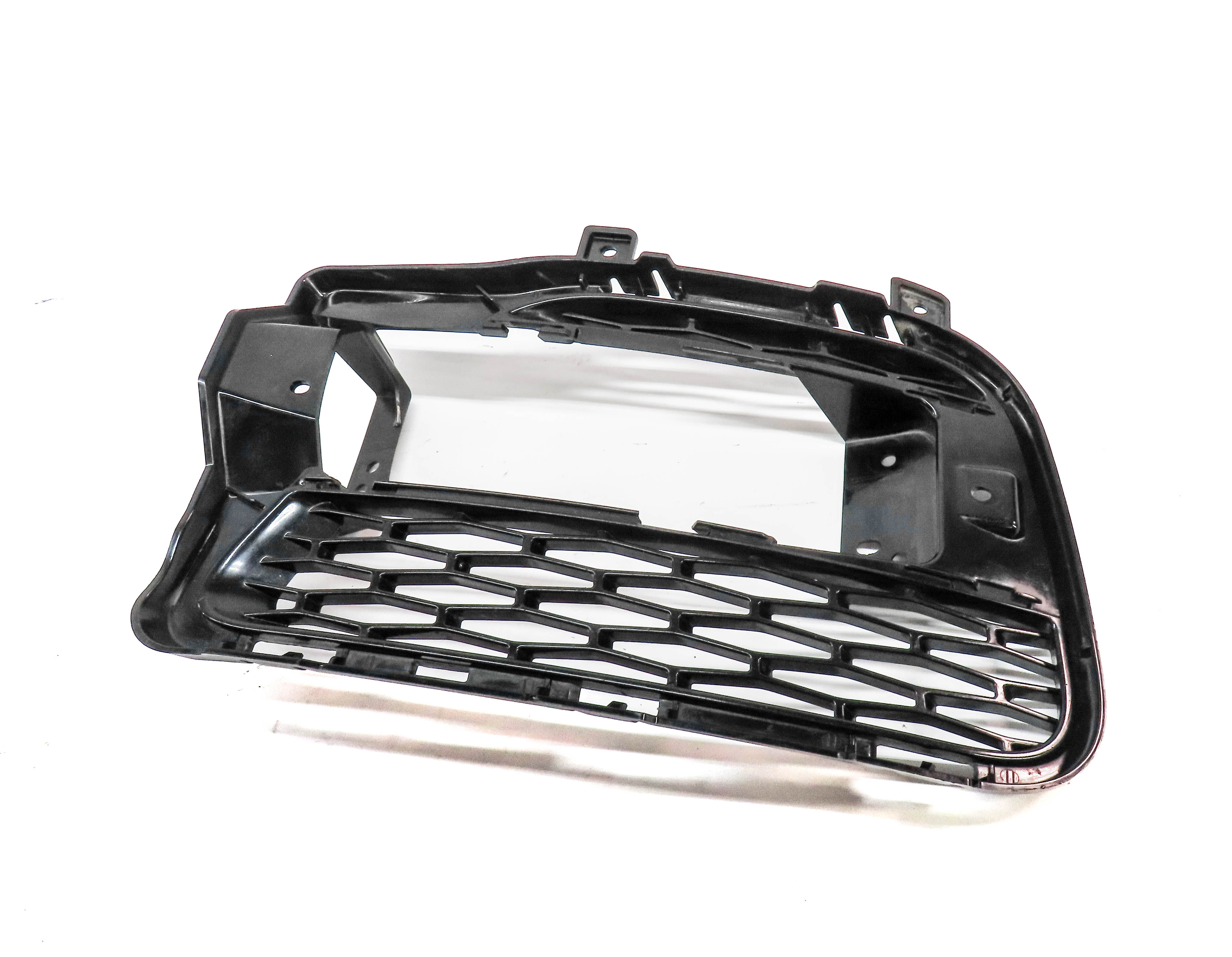 2014-2017 RANGE ROVER SPORT (L494) RIGHT FRONT PASSENGER FOGLIGHT GRILLE TRIM — exact item pictured